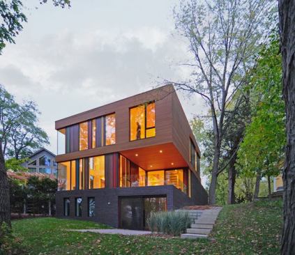 Yard+and+rear+facade.