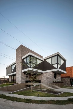 Casa Triangulos - BAC Barrio Arquitectura Ciudad