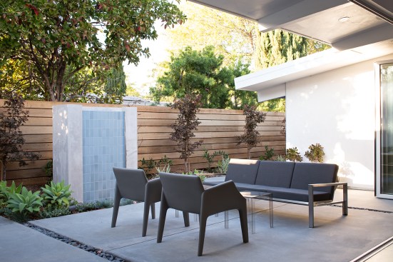 Truly Open Eichler House by Klopf Architecture