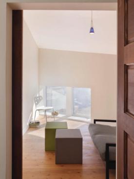 Second-floor bedroom and lounge