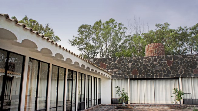 Casa de Piedra - Juan Carlos Loyo Arquitectura