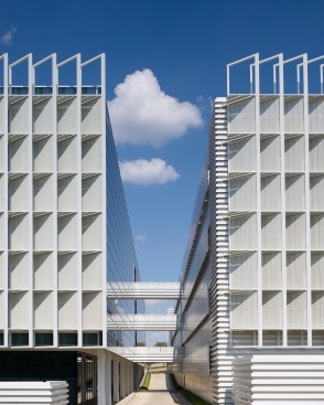 West connection of Car Park 1 (right) and Building 13 (left)