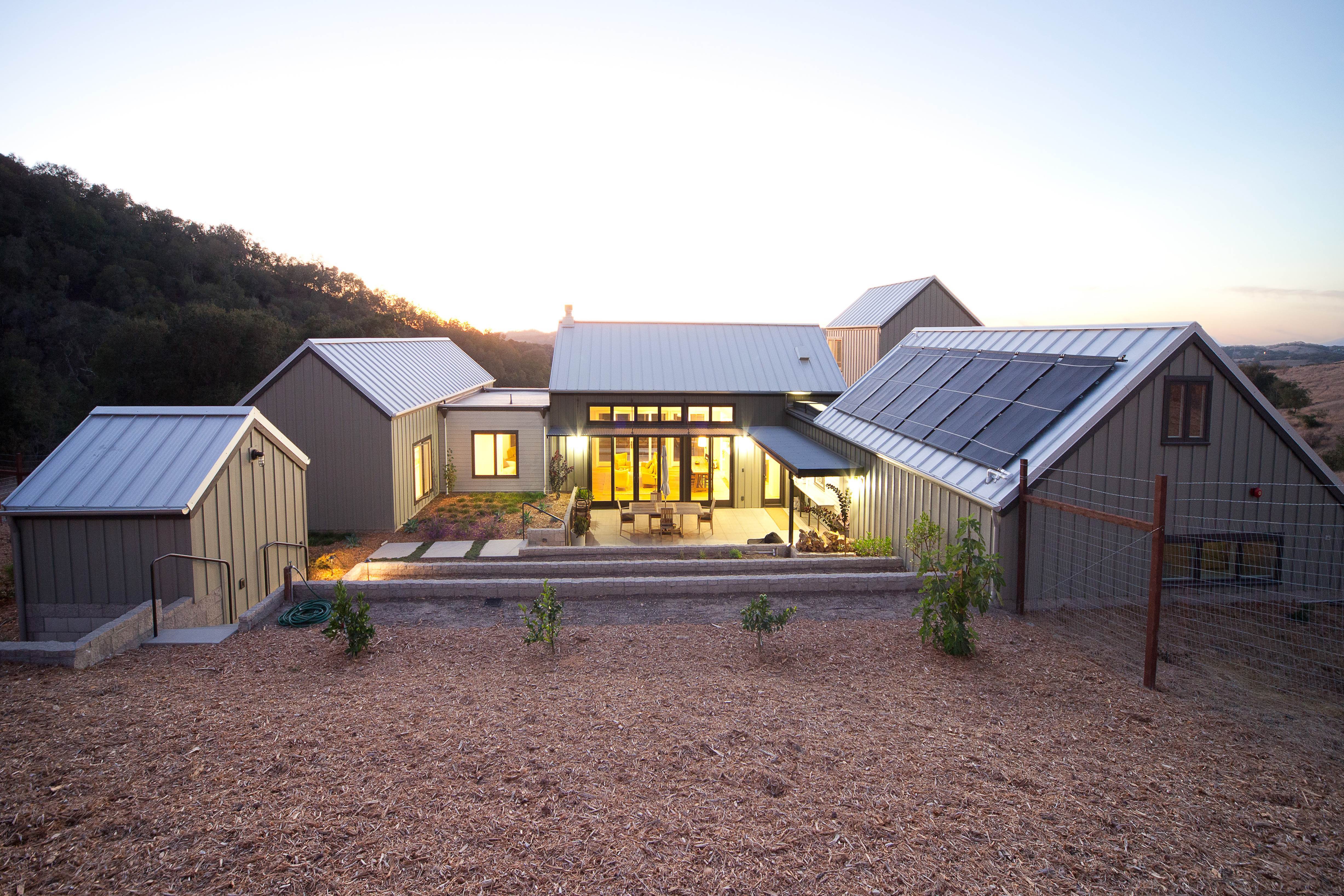 Arroyo Grande Modern Farmhouse - Architect Magazine
