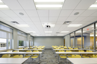 ROCKFON Tropic’s 2-by-2-foot stone wool acoustic ceiling panels have a nice, smooth, white finish and feature a square tegular narrow edge and shadow molding along the perimeter to create
the desired aesthetic.