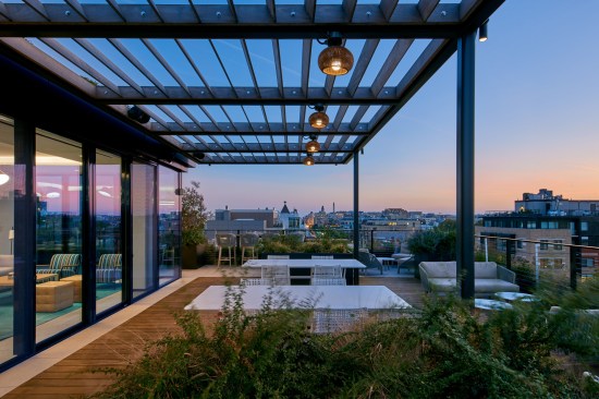 Liz by CORE architecture + design