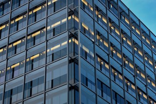 Valspar’s Fluropon coating systems were selected to meet the project’s aesthetic, performance and sustainability goals.
