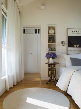 Lucent Modern