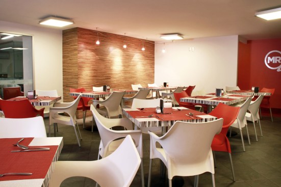 Hotel Howard Johnson - DIN interiorismo