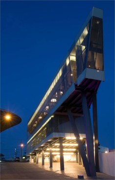 FRONTAL VIEW