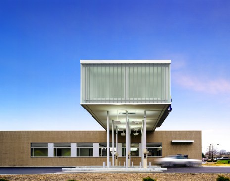 Irwin+Union+Bank+by+Deborah+Berke+Partners