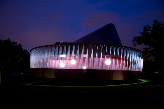 Serpentine+Gallery+Pavilion+2007%2c+designed+by+Olafur+Eliasson+%26+Kjetil+Thorsen