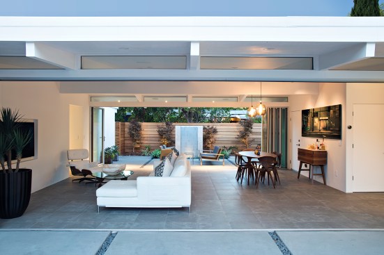Truly Open Eichler House by Klopf Architecture