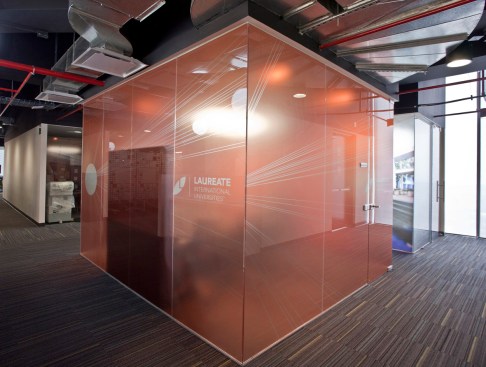 Corporativo UVM/UNITEC - Serrano Monjaraz Arquitectos