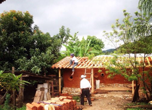 Centro comunitario “Mujeres y Maíz” y Cocinas Familiares - Juan Carlos Loyo Arquitectura