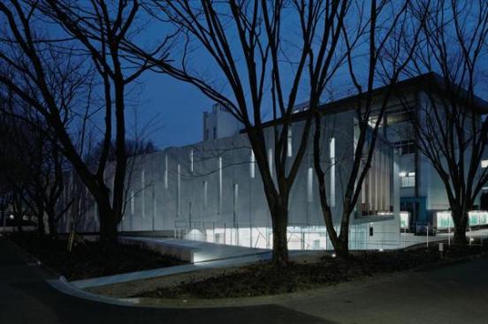 Exterior+at+night.