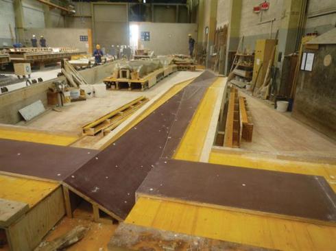 Formwork+for+the+concrete+fa%c3%a7ade+elements.