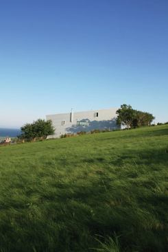 Sliding House, Upper Kingsburg - Architect Magazine