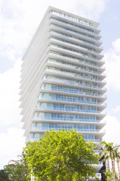 Grove at Grand Bay. Miami