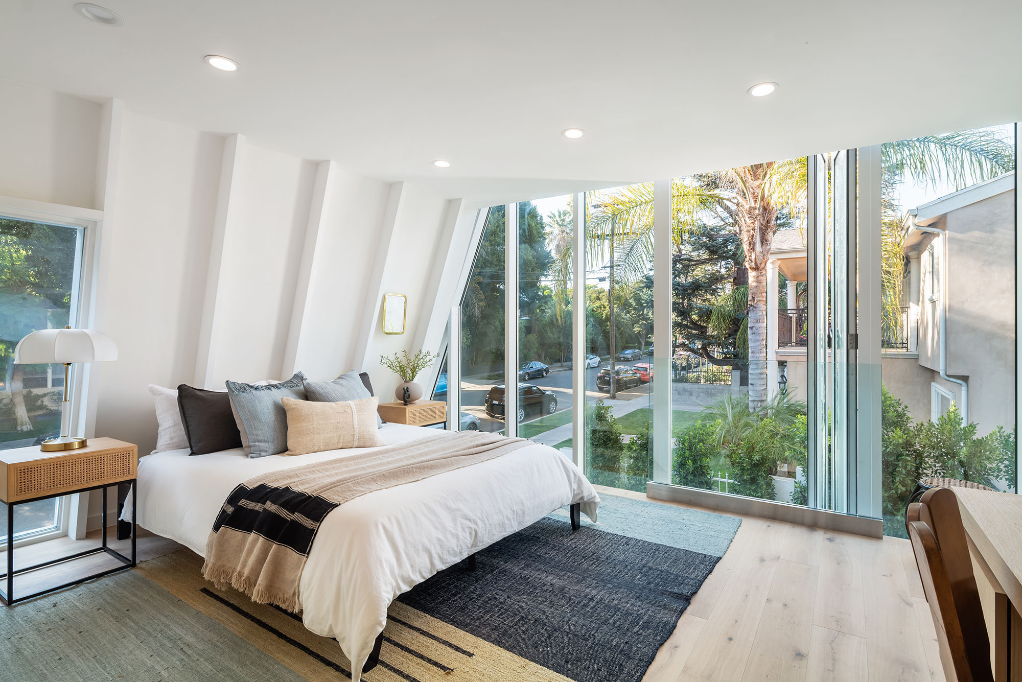Canyon Drive (Completed) - Architect Magazine