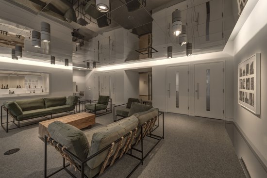 Lounge space with study carrels and entry beyond