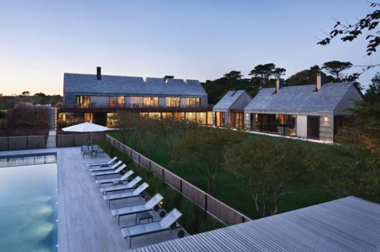 Pool+and+courtyard.