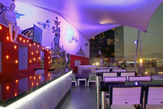 Hotel Howard Johnson - DIN interiorismo