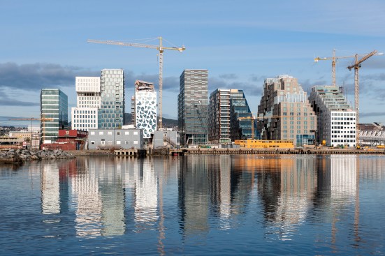 The DNB building is part of the MVRDV Barcode masterplan Operakvartet.