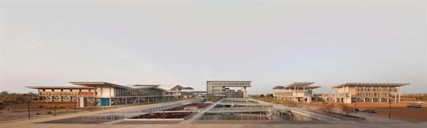 Campus+from+afar.