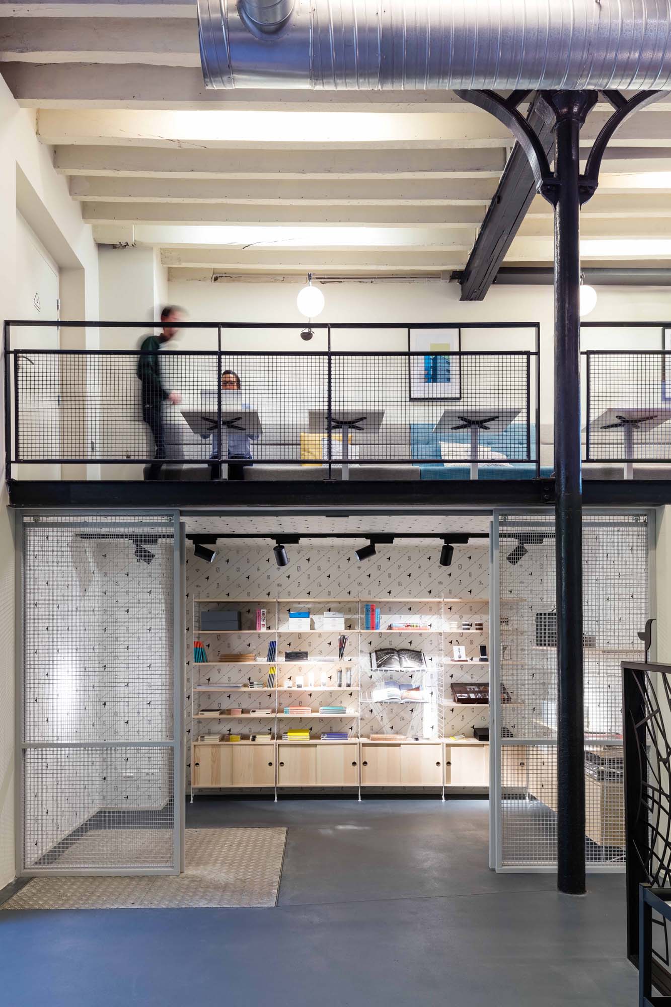 Deskopolitan - Architect Magazine