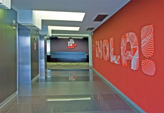 Corporativo IXE / Banco Deuno - usoarquitectura