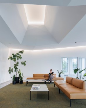 Simple, sunny interiors prioritize occupant comfort.