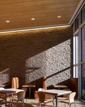 South+end+of+main+dining+room+with+stone+wall