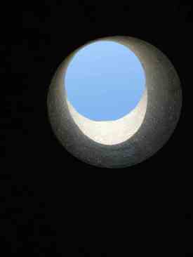 skylight+above+stairrun