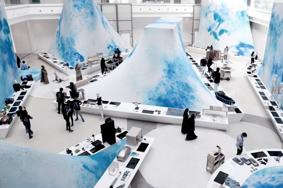 Global Grad Show, a collaboration with SO ­— IL for Dubai Design Week in 2019, featured 28,000 square feet of fabric and created an alien landscape in the desert.