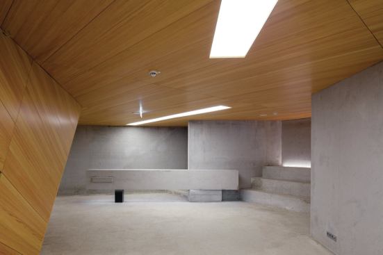 Lobby bar