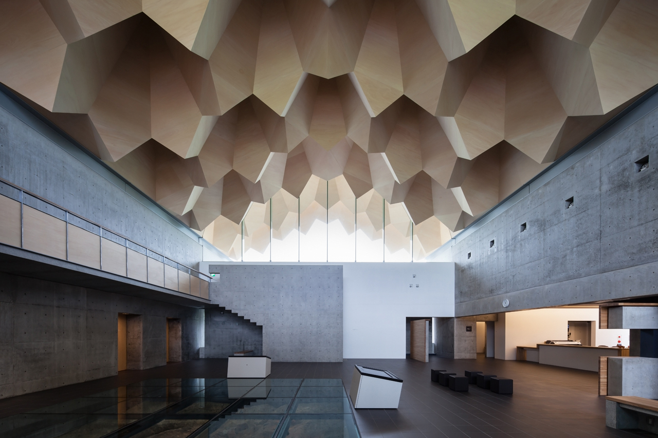 Miyahata Jōmon Museum's Faceted Ceiling