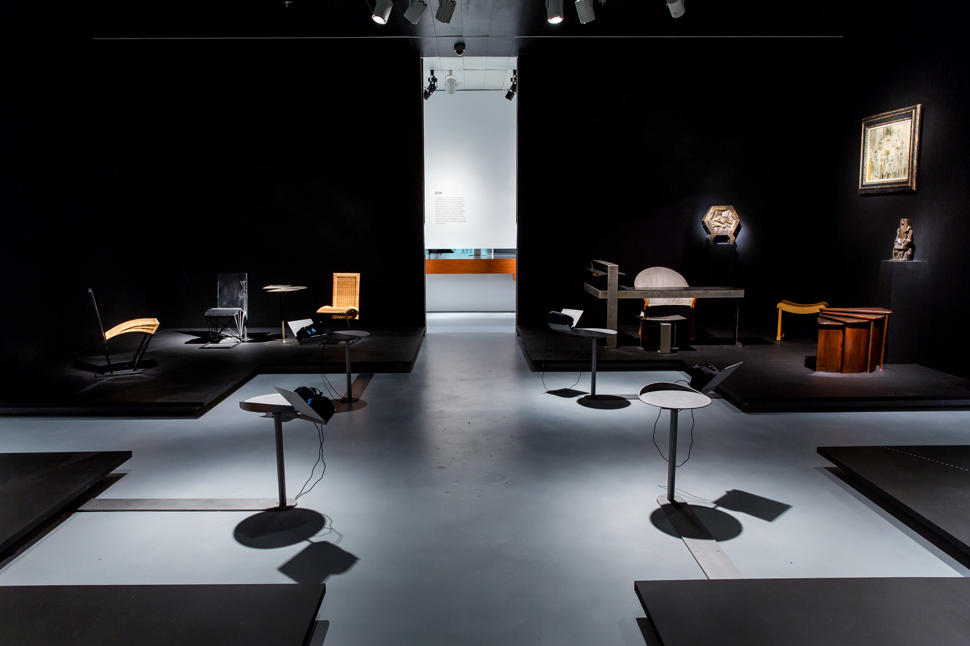 アート・デザイン・音楽 PIERRE CHAREAU Pierre Chareau and the Question of Authorship