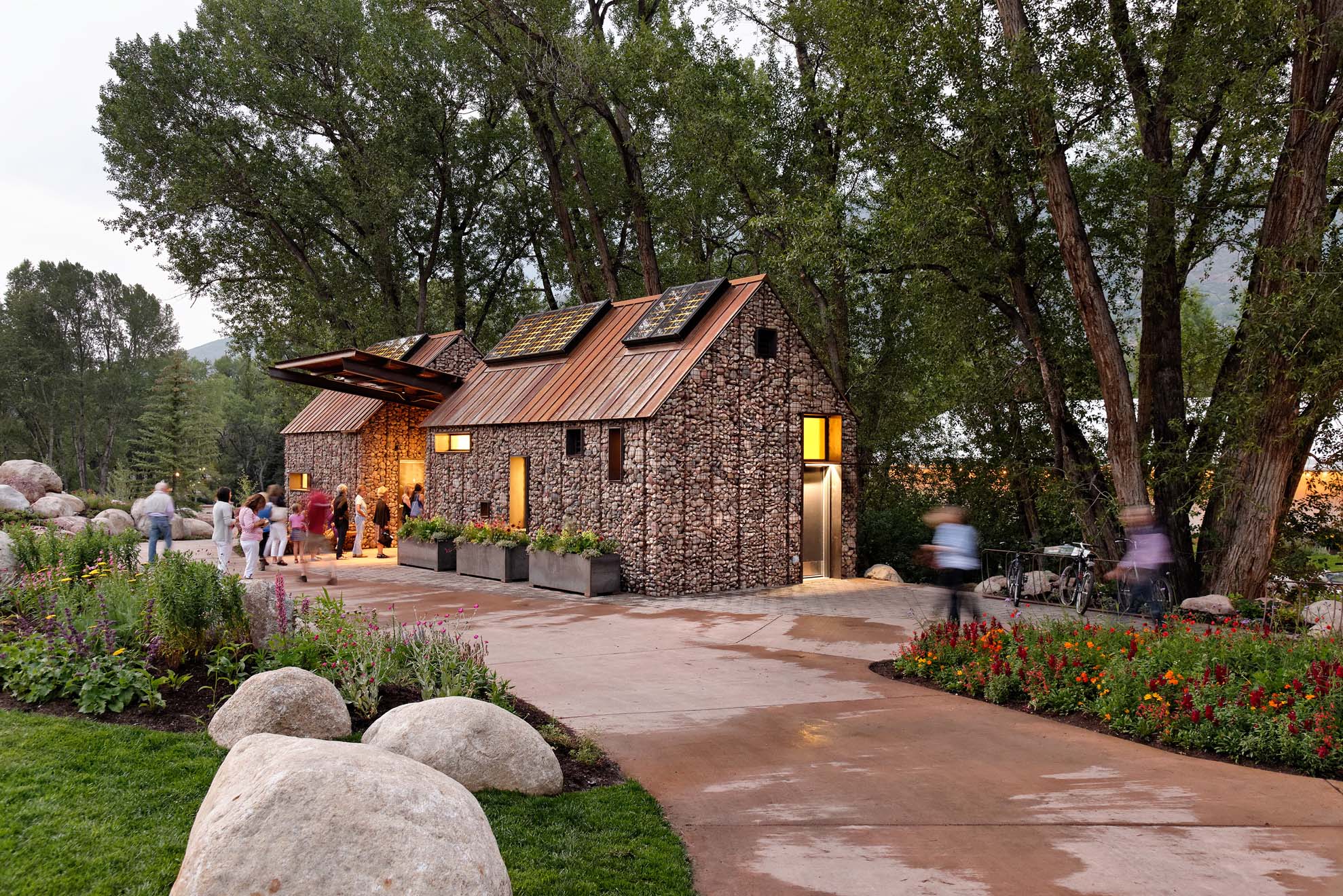 Rio Grande Park Restrooms - Architect Magazine