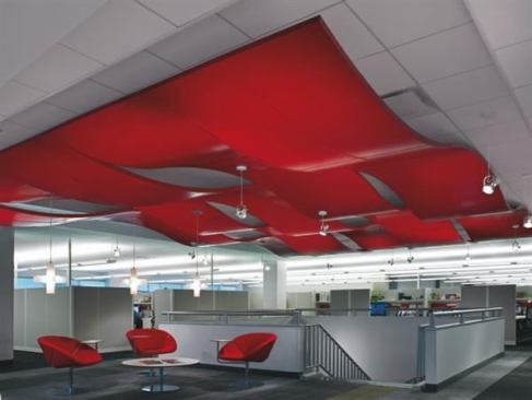 Product:&nbsp; Serpentina&reg; 3-D Ceiling System/Architect: Partners by Design, Chicago, IL/Location:&nbsp; CDW Corporation, Vernon Hills, IL