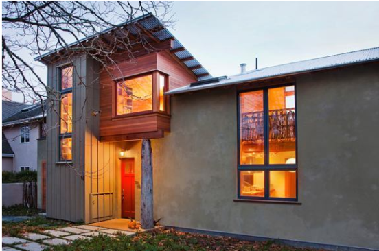 Is it time to try out an unconventional way of building? This energy-smart California home was built using straw bale construction.