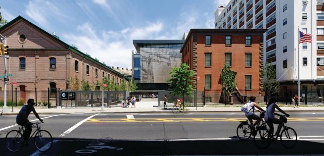 The architects restored the 1857 Marine Commandant’s House (also known as Building 92) and connected it to a new 24,000-square-foot addition behind. The southern façade’s perforated metal screen, manufactured by Airflex Industries, covers a curtainwall by Kalwall.