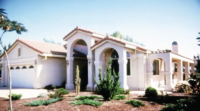 Rashkin completed a degree in architecture in 1974 from Syracuse University, where he "got the bug" for energy efficiency.