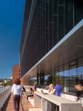 2021 AIA COTE Top Ten winner University of Washington Life Sciences Building, Seattle, designed by Perkins&Will. Photovoltaic cells in vertical solar fins generate enough electricity to power the building’s office lighting.