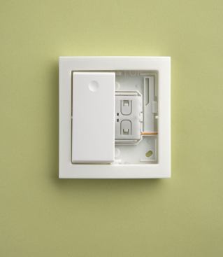 Verve Living Systems. The firm has added thermostat control to its wireless system of lighting and fan controls. The product’s self-powering, battery-free switches can be programmed at home by the homeowner for control of individual or groupings of lights and fans. By combining radio frequency with energy-harvesting technology, Verve eliminates the need for wiring between light fixtures and light switches, saving installers time and money. 
www.vervelivingsystems.com. 
–V.M.