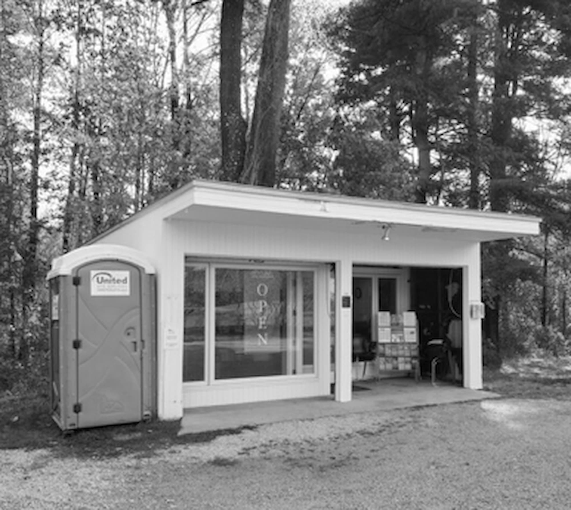 The Bauhaus Had a Manifesto. It Never Had a Bathroom. - Architect