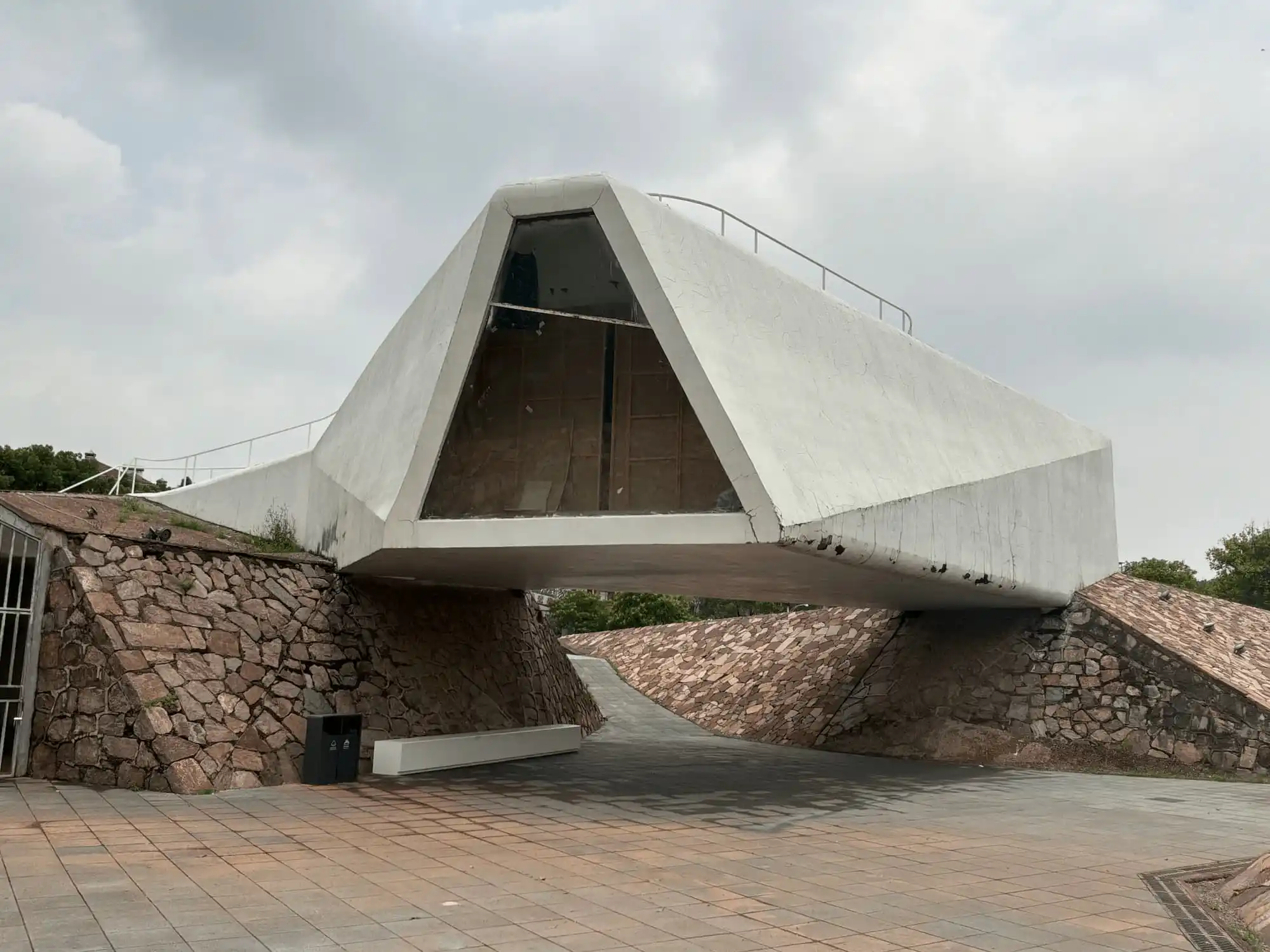 When Great Architecture Dies, It Becomes Art