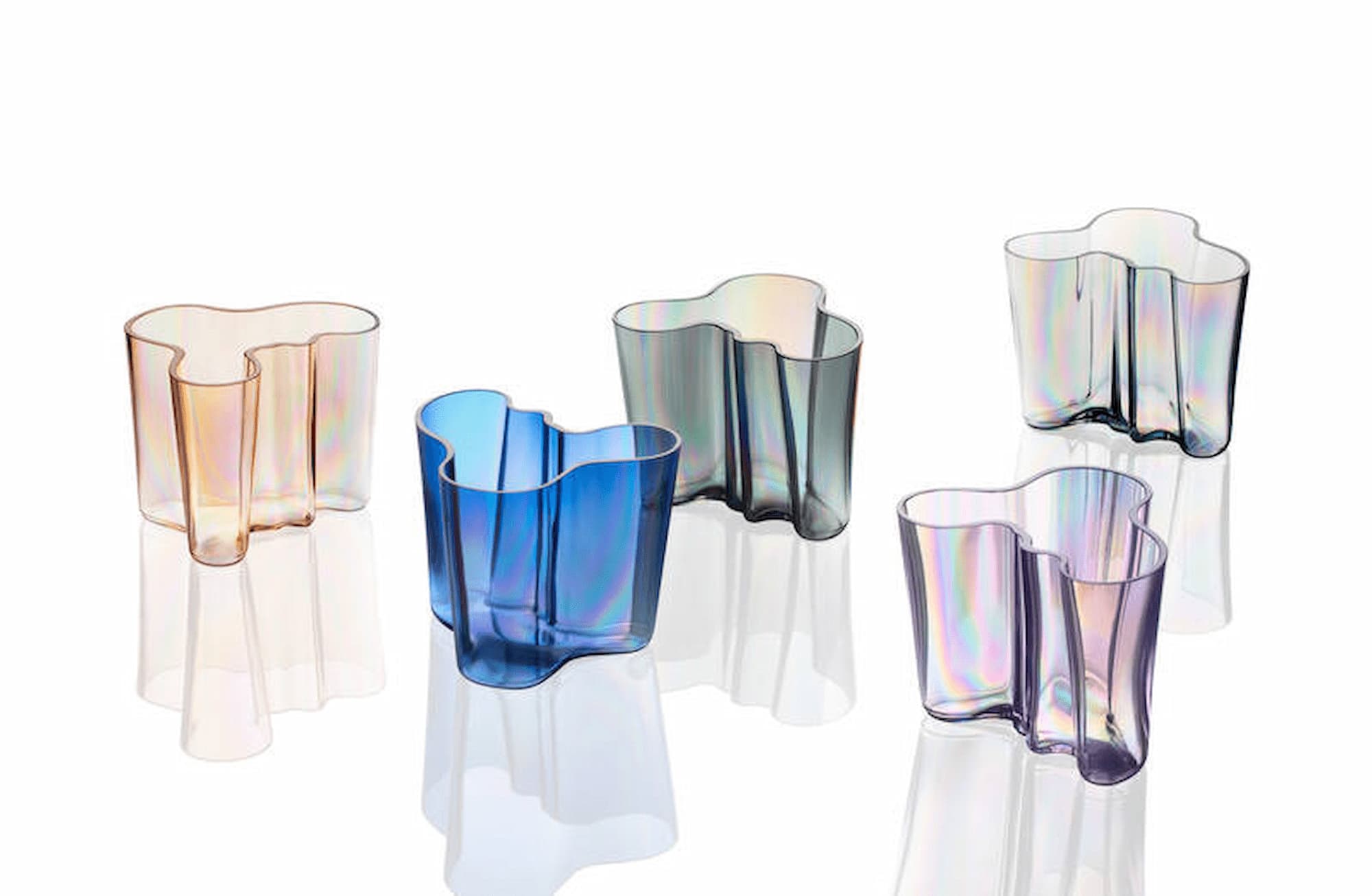 Can a 90-Year-Old Vase Capture the Personality of a City?