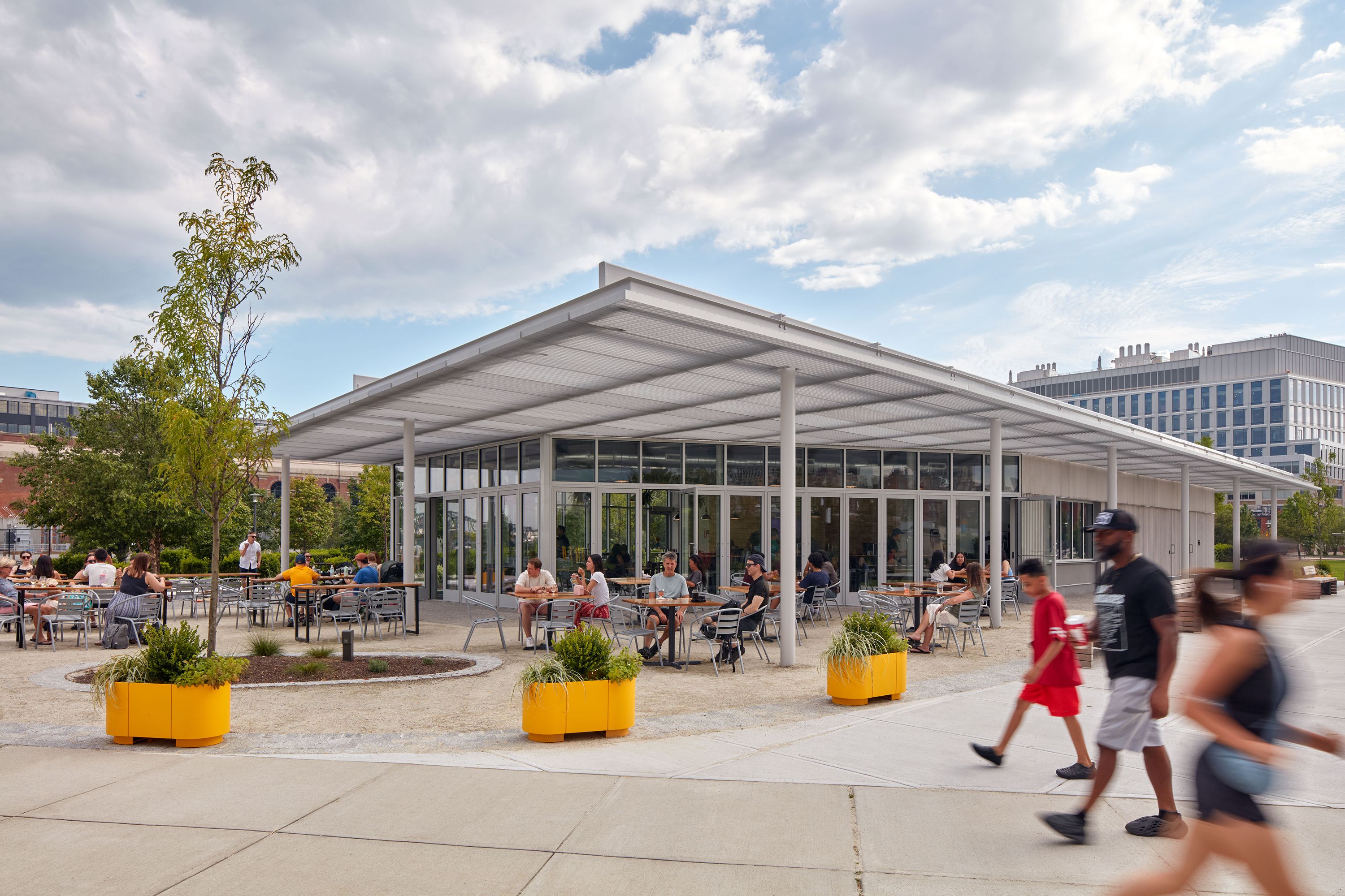 Providence’ta Bir Otoyolun Dönüşümü: 195 District Park Pavilion